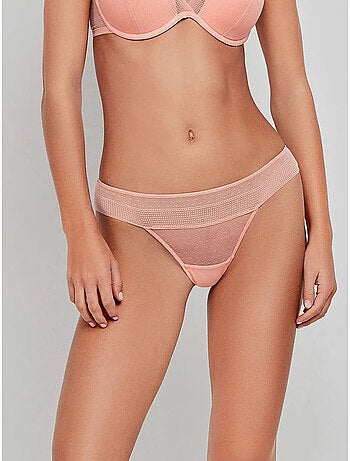 Culotte brésilienne en tissu semi-transparent