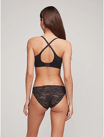 Culotte classique coup?e au laser