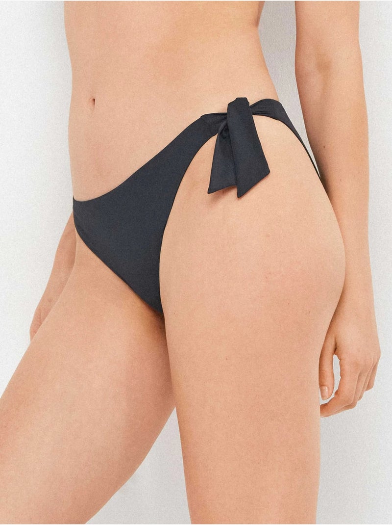Culotte de bikini ajustable sur les côtés Noir - Kiabi
