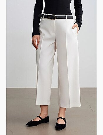 Culotte en crêpe à taille haute et ceinture dilvin