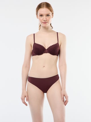 Culotte en microfibre et en dentelle