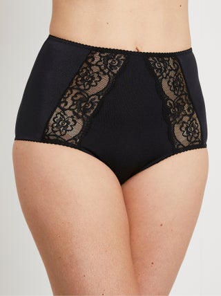Culotte gainante ventre plat dentelle