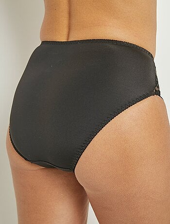Culotte haute avec dentelle