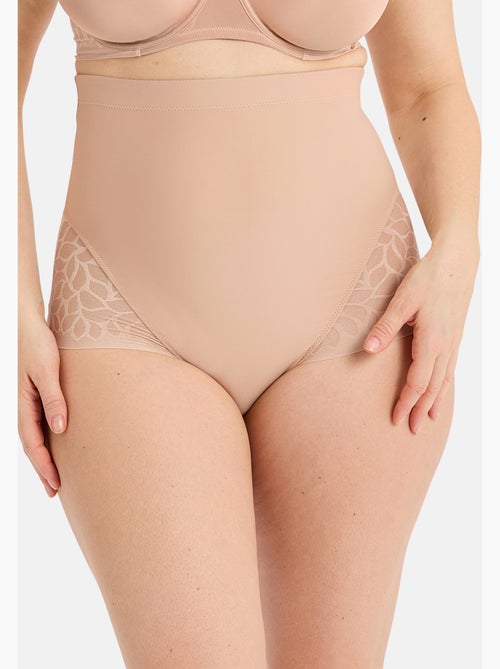 Culotte haute sculptante perfect curves sans complexe lingerie - Kiabi Culotte haute sculptante perfect curves sans complexe lingerie - Kiabi