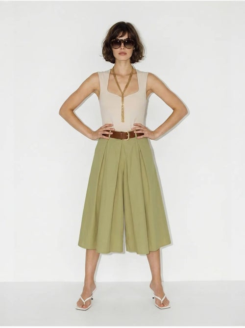 Culotte plissée à jambe large et taille haute lucci - Kiabi Culotte plissée à jambe large et taille haute lucci - Kiabi