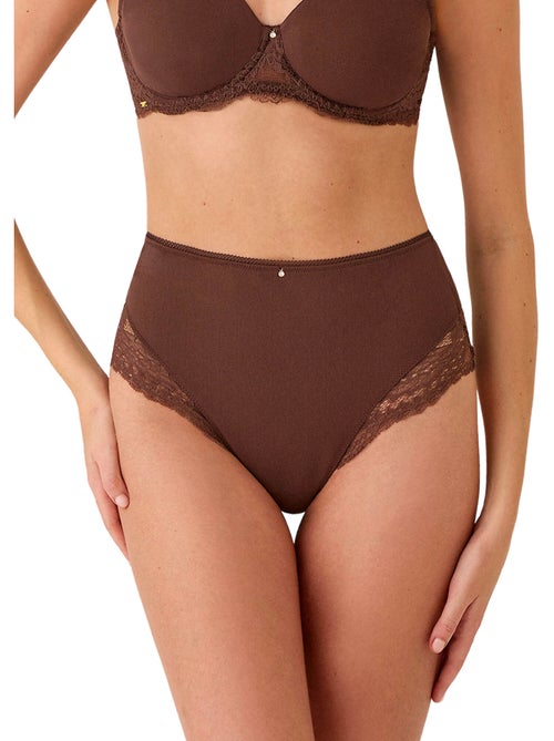 Culotte slip gainant taille haute renatta - Kiabi Culotte slip gainant taille haute renatta - Kiabi