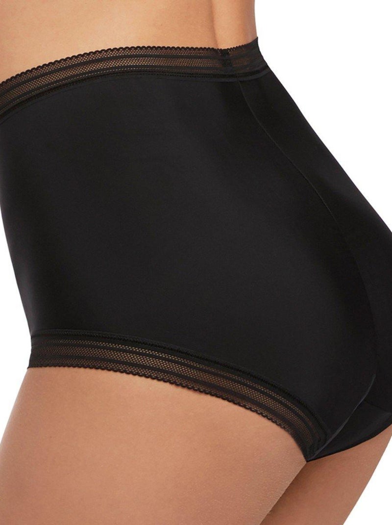 Shorty Triumph Triaction Fusion Star – Taille 46 – Noir – Neuf Sans étiquette