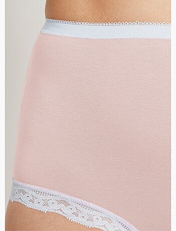 Culottes taille haute, détail dentelle