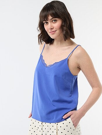 Débardeur avec fines bretelles réglables et col en dentelle