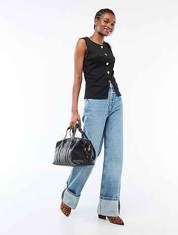 Débardeur avec ouverture par boutons dorés martelés