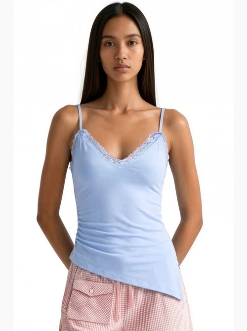 Débardeur cami court ajusté avec broderie busem - Kiabi Débardeur cami court ajusté avec broderie busem - Kiabi