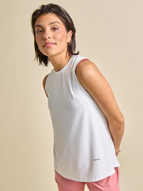 Débardeur de sport avec fente au dos - (ekstract) - Kiabi Débardeur de sport avec fente au dos - (ekstract) - Kiabi
