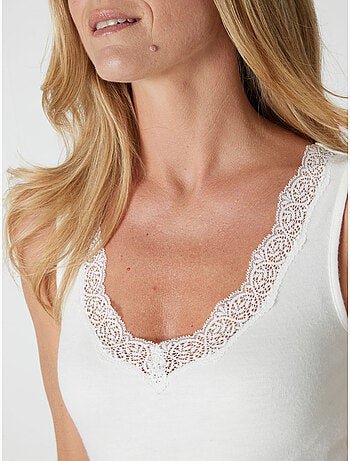 Débardeur dentelle sans manches - daxon
