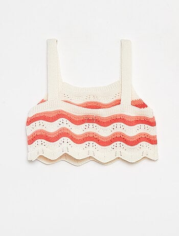 Débardeur en crochet avec motifs