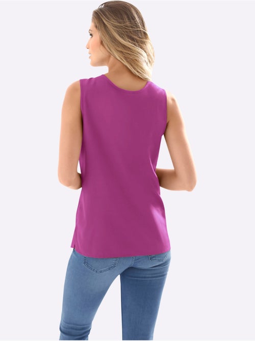 Débardeur féminin à encolure arrondie avec fentes latérales - taille standard - moda vilona - Kiabi Débardeur féminin à encolure arrondie avec fentes latérales - taille standard - moda vilona - Kiabi