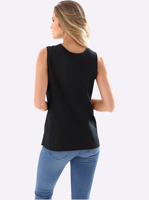 Débardeur féminin avec encolure arrondie et fentes latérales - Taille standard - Moda Vilona - Kiabi Débardeur féminin avec encolure arrondie et fentes latérales - Taille standard - Moda Vilona - Kiabi