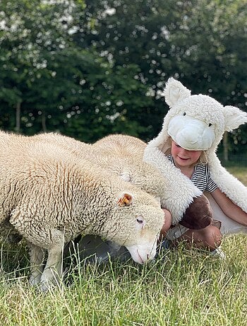 Déguisement en peluche pour enfant Basse-cour Mouton Harry
