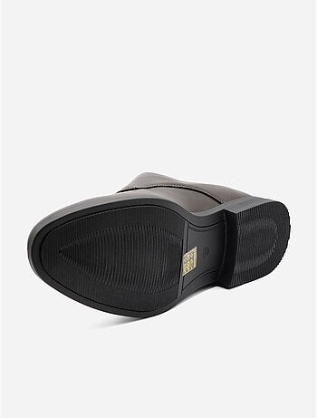 Derbies à boucles - C M