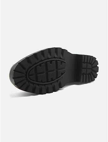 Derbies a lacets