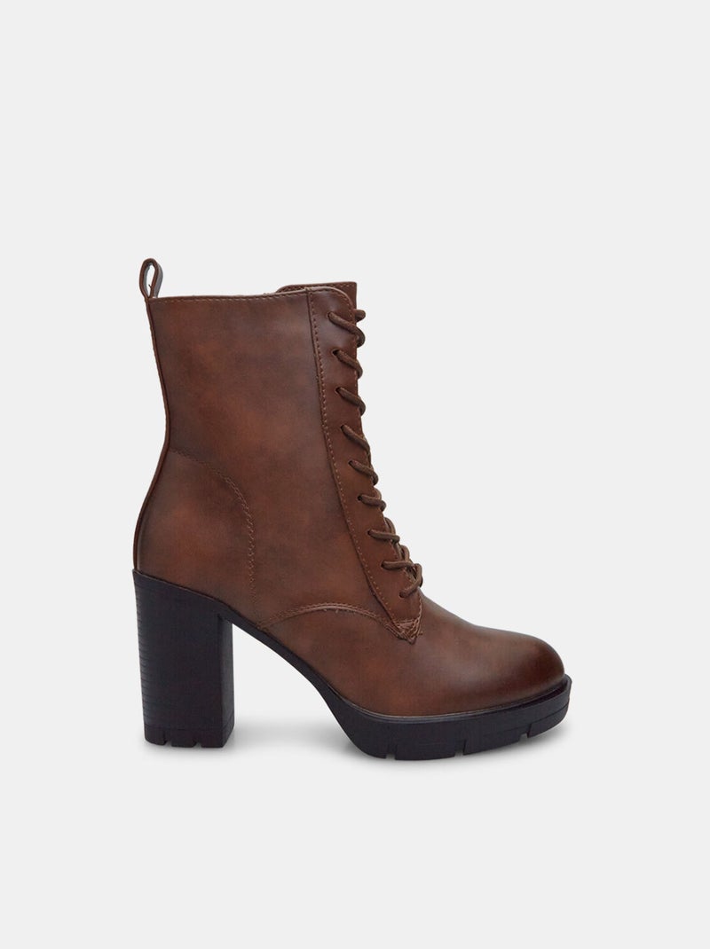 Derbies à talons BATA Marron - Kiabi