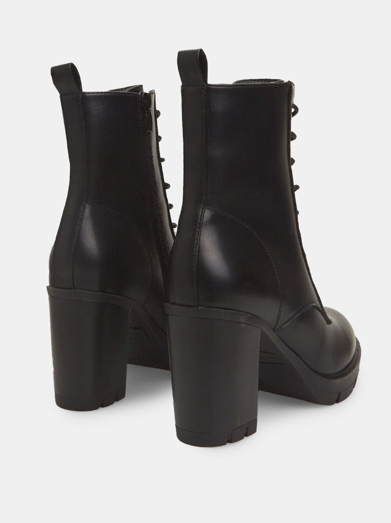 Derbies à talons BATA Noir - Kiabi
