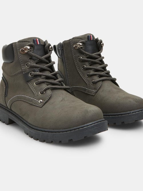 Derbies  BATA - Kiabi