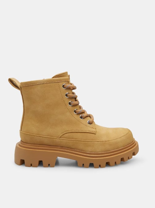 Derbies BATA - Kiabi