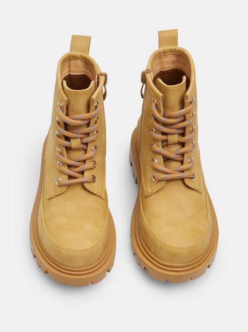 Derbies BATA - Kiabi