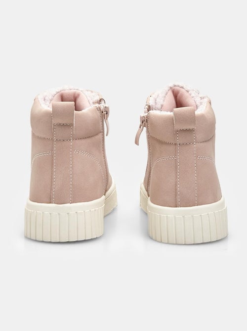 Derbies BATA - Kiabi