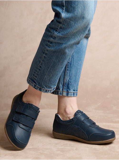 Derbies cuir fantaisie à scratchs - PEDICONFORT - Kiabi