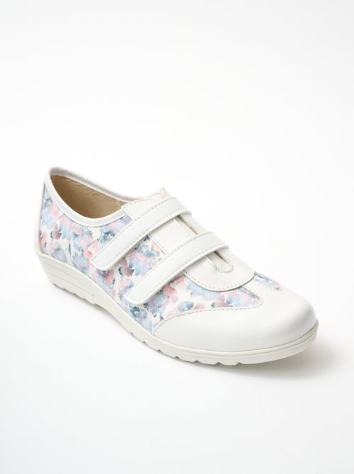 Derbies cuir largeur confort scratchés - Kiabi