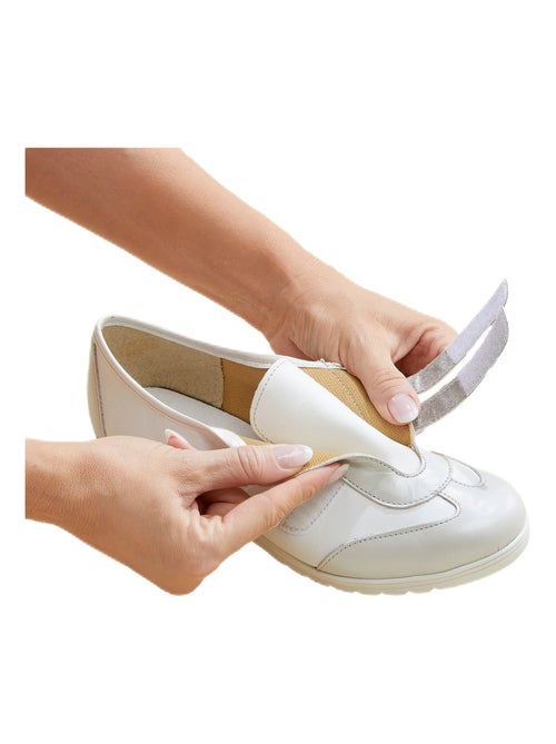 Derbies cuir largeur confort scratchés - Kiabi