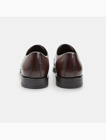Derbies en cuir Bata