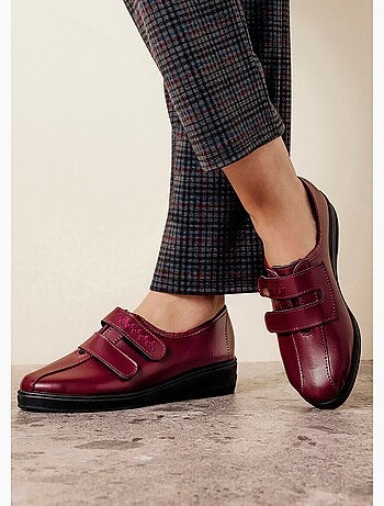 Derbies grande largeur scratchées cuir brodées