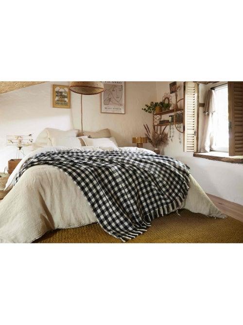 Dessus de lit - l'effet papillon - 100% pet (polyéthylène téréphtalate) - Kiabi Dessus de lit - l'effet papillon - 100% pet (polyéthylène téréphtalate) - Kiabi