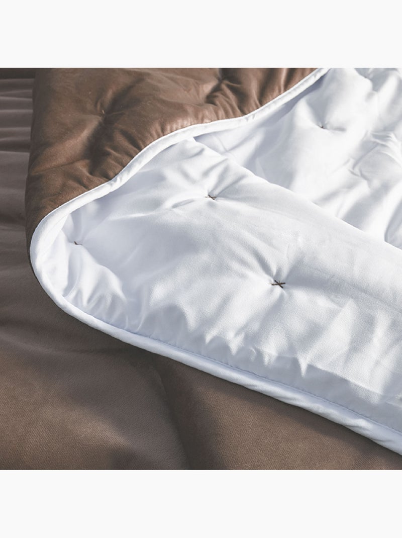 Dessus  de lit matelassé  200gr/m² en velours DENALI Taupe - Kiabi
