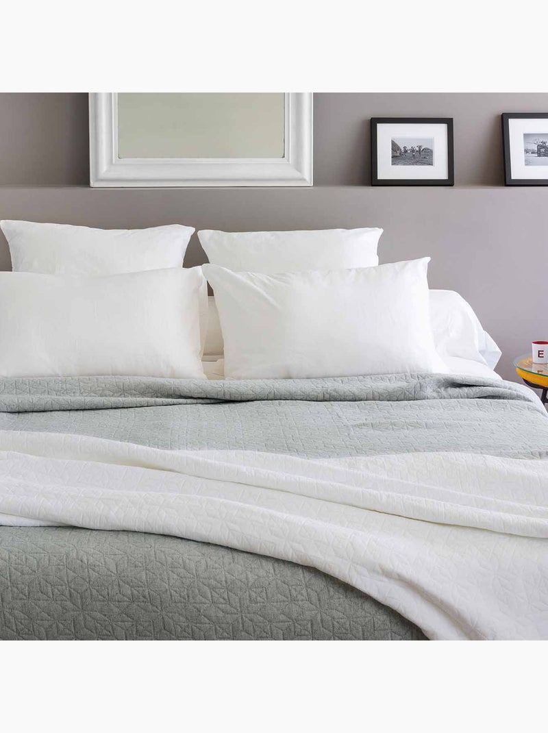 Dessus de lit matelassé en polycoton relief texturé Blanc - Kiabi