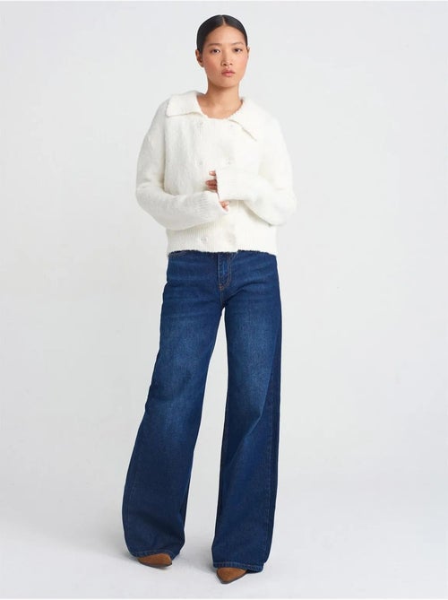 DILVIN Cardigan Côtelé À Col Polo Et Boutons - Kiabi DILVIN Cardigan Côtelé À Col Polo Et Boutons - Kiabi