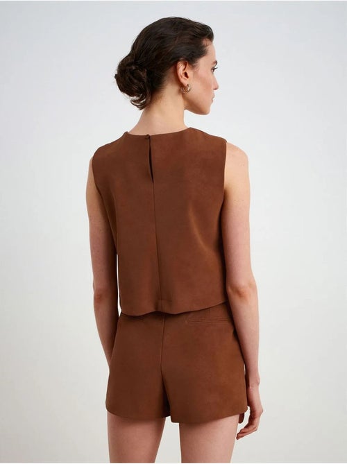 DILVIN Gilet Court En Simili Cuir À Boutons - Kiabi DILVIN Gilet Court En Simili Cuir À Boutons - Kiabi