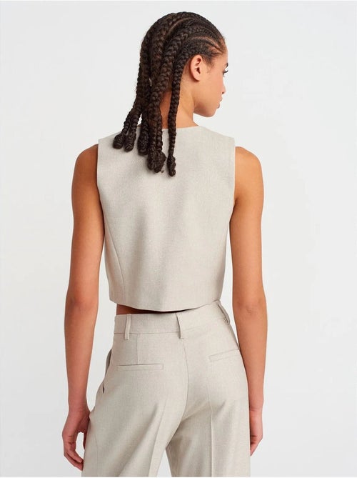 DILVIN Gilet Court Femme À Col V Et Boutonnage - Kiabi DILVIN Gilet Court Femme À Col V Et Boutonnage - Kiabi
