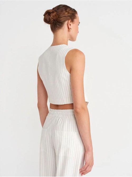 DILVIN Gilet Court Rayé Pour Femme Avec Ceinture - Kiabi DILVIN Gilet Court Rayé Pour Femme Avec Ceinture - Kiabi