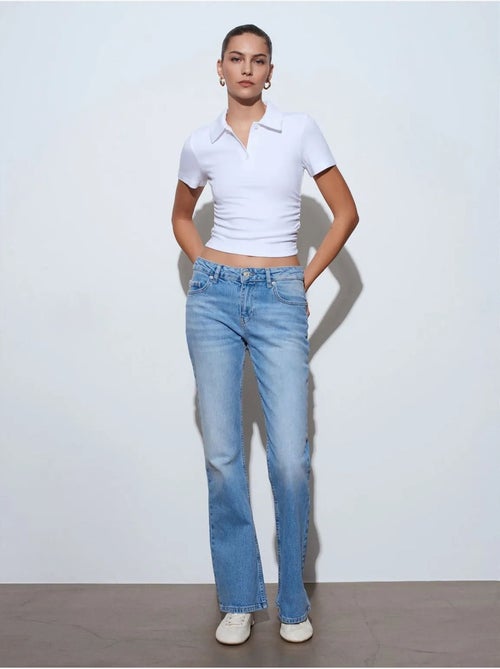 DILVIN Jean Bootcut En Denim À Taille Basse - Kiabi DILVIN Jean Bootcut En Denim À Taille Basse - Kiabi