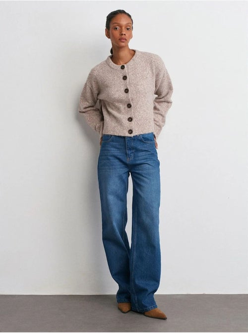 DILVIN Jean En Denim À Taille Mi-haute Et Jambe Évasée - Kiabi DILVIN Jean En Denim À Taille Mi-haute Et Jambe Évasée - Kiabi
