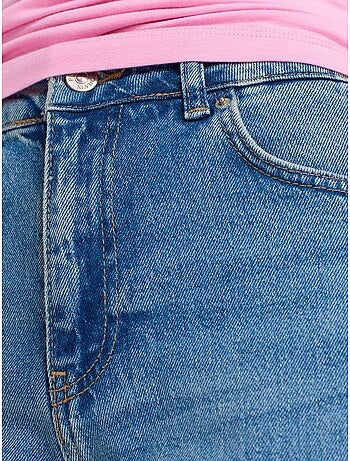 DILVIN Jean Mom Taille Haute À Jambe Droite
