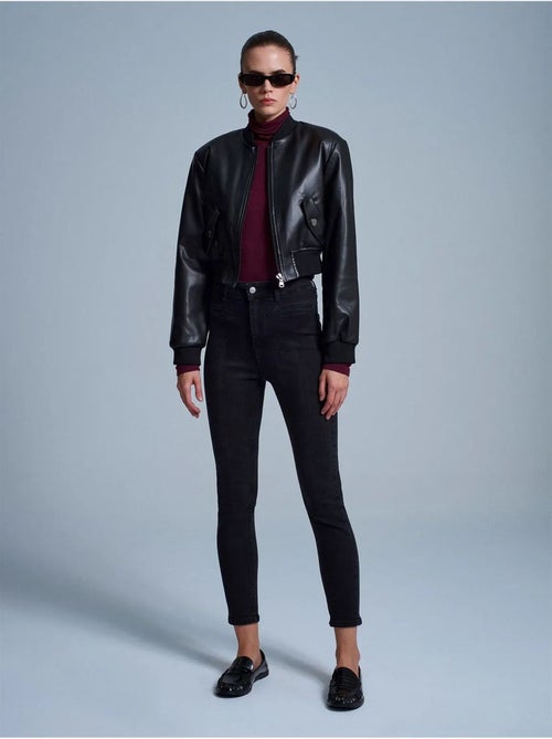 DILVIN Jean Skinny Taille Haute - Kiabi DILVIN Jean Skinny Taille Haute - Kiabi