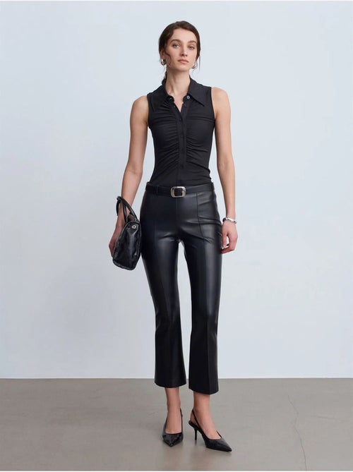 DILVIN Legging Évasé En Simili Cuir À Taille Haute - Kiabi DILVIN Legging Évasé En Simili Cuir À Taille Haute - Kiabi