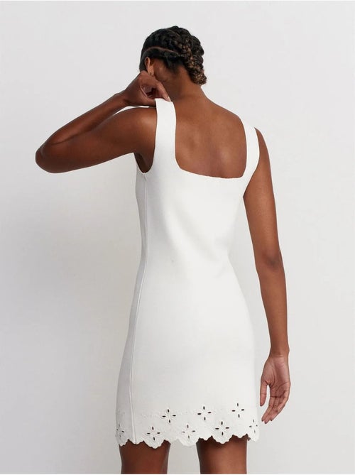 Dilvin mini-robe brodée sans manches - Kiabi