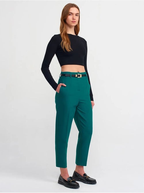 DILVIN Pantalon Droit En Crêpe À Taille Haute Avec Ceinture - Kiabi DILVIN Pantalon Droit En Crêpe À Taille Haute Avec Ceinture - Kiabi