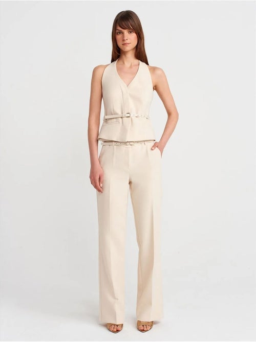 DILVIN Pantalon Droit En Crêpe Avec Ceinture - Kiabi DILVIN Pantalon Droit En Crêpe Avec Ceinture - Kiabi