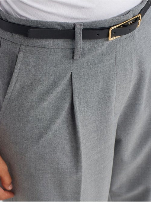 DILVIN Pantalon Droit En Crêpe Avec Ceinture - Kiabi DILVIN Pantalon Droit En Crêpe Avec Ceinture - Kiabi